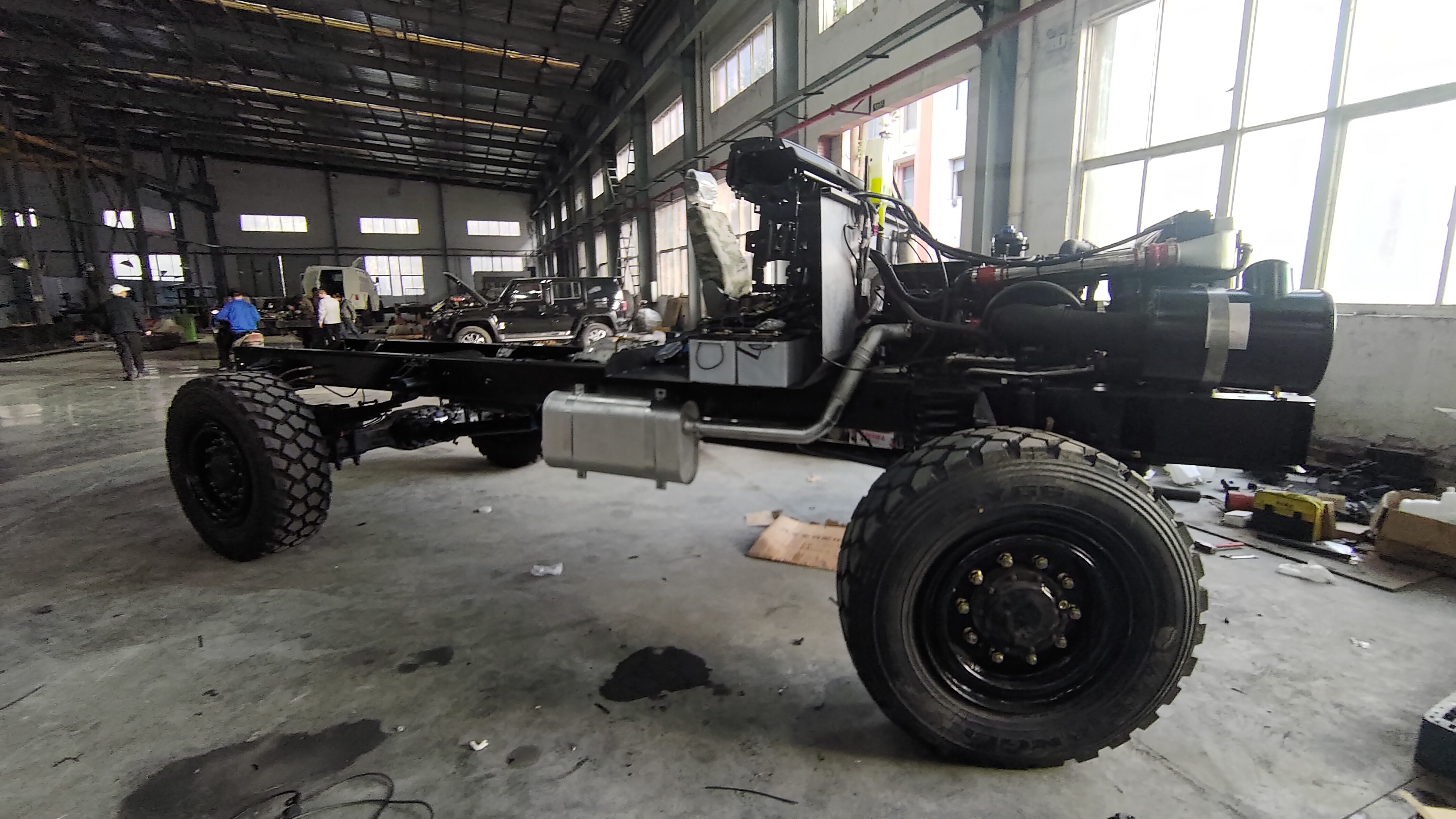 NILE 10 4×4 APC - Image 3